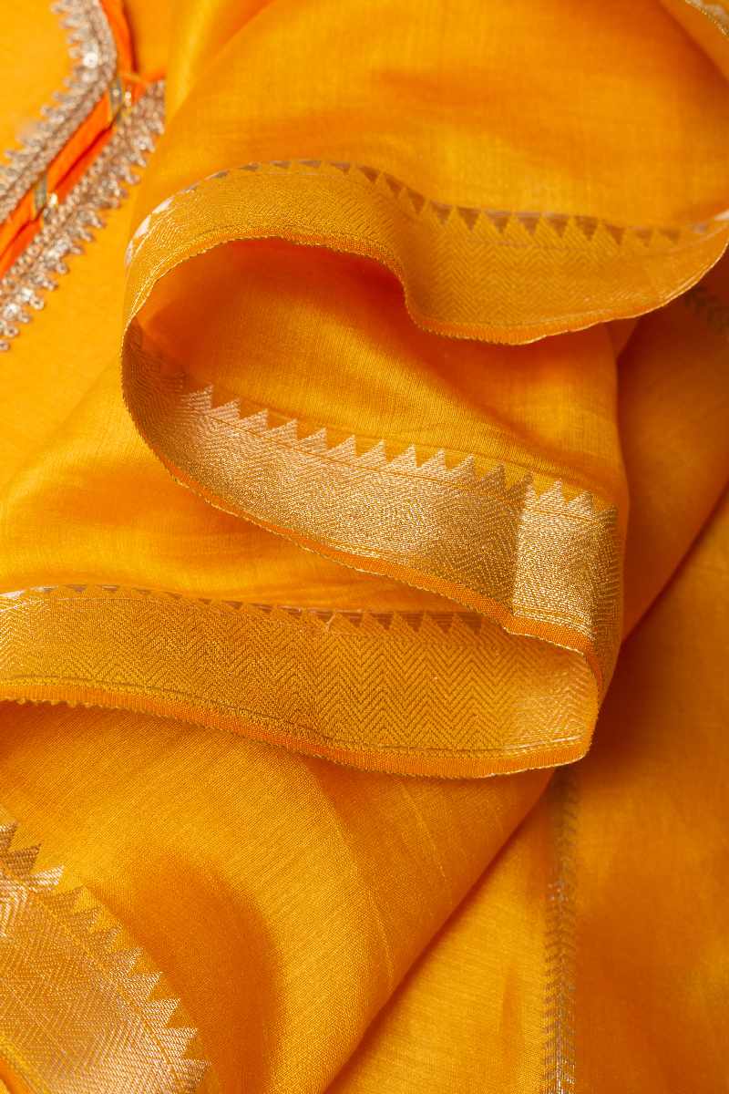 Image for Kusvaa Wkr056dup Vidushi Moga Silk Dupatta Front