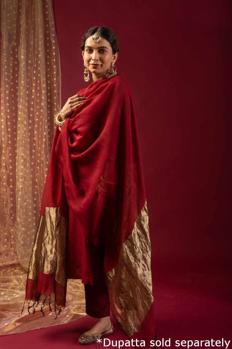 Image for Kusvaa Cood070 Ratri Cotton Silk Kurta Pant Set Back