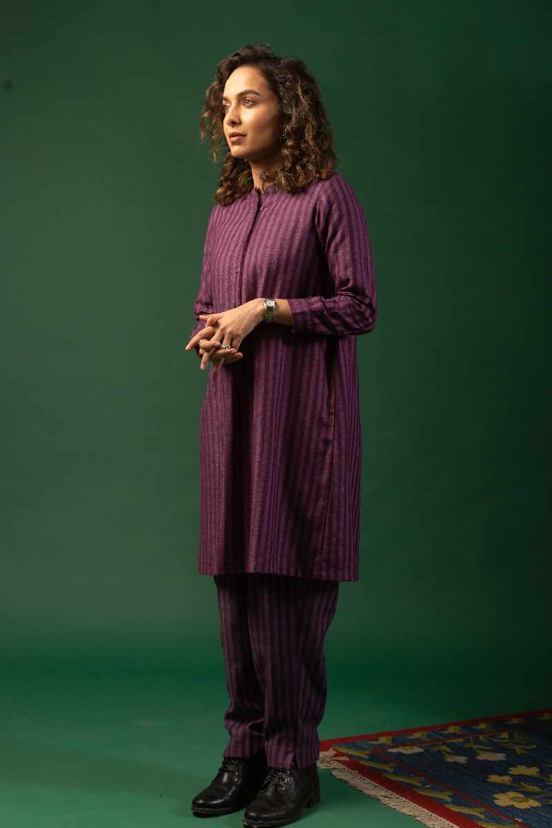 Image for Kusvaa Cood072 Eesha Handloom Cotton Kurta Pant Set Sleeves