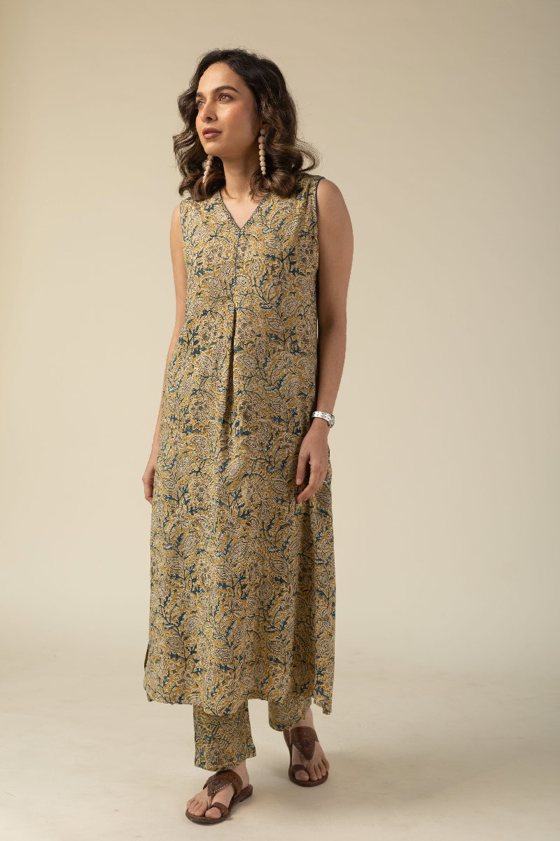 Image for Kusvaa Cood073 Geeta Cotton Kalamkari Co Ord Set Front
