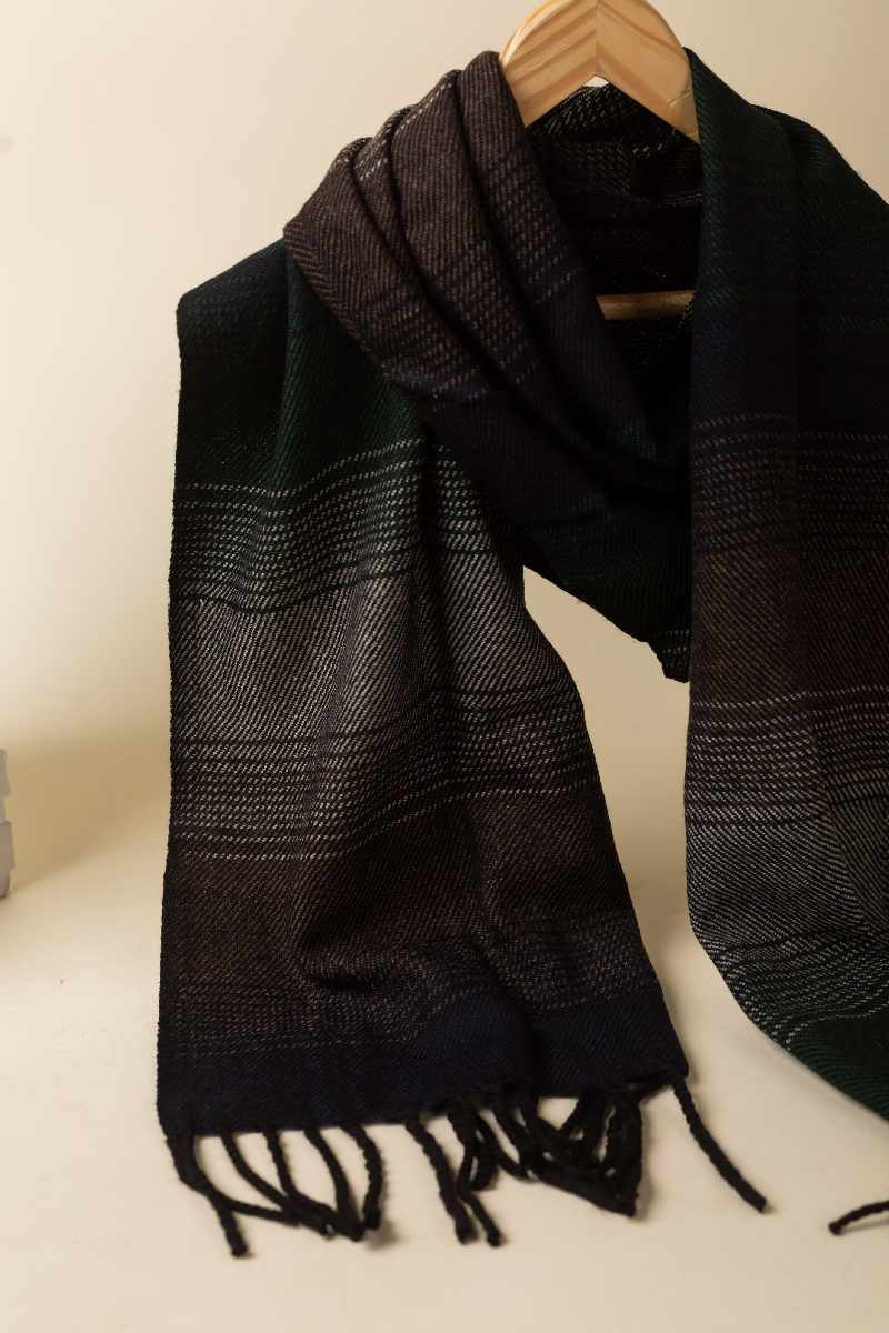 Image for Kusvaa Kusl112 Eeshwar Woolen Muffler Front New