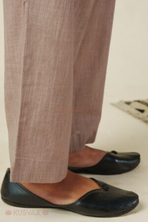 Image for Kusvaa Pnt007 Aarna Cotton Slub Pant Lightbrown Closeup