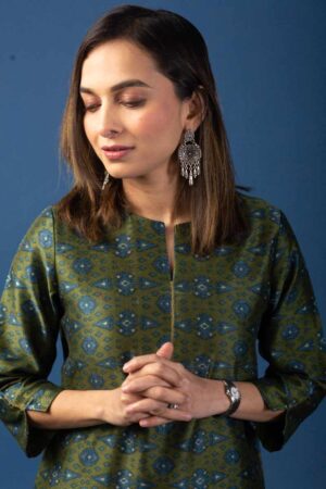 Image for Kusvaa Wkr066 Zoya Chanderi Straight Kurta Featured
