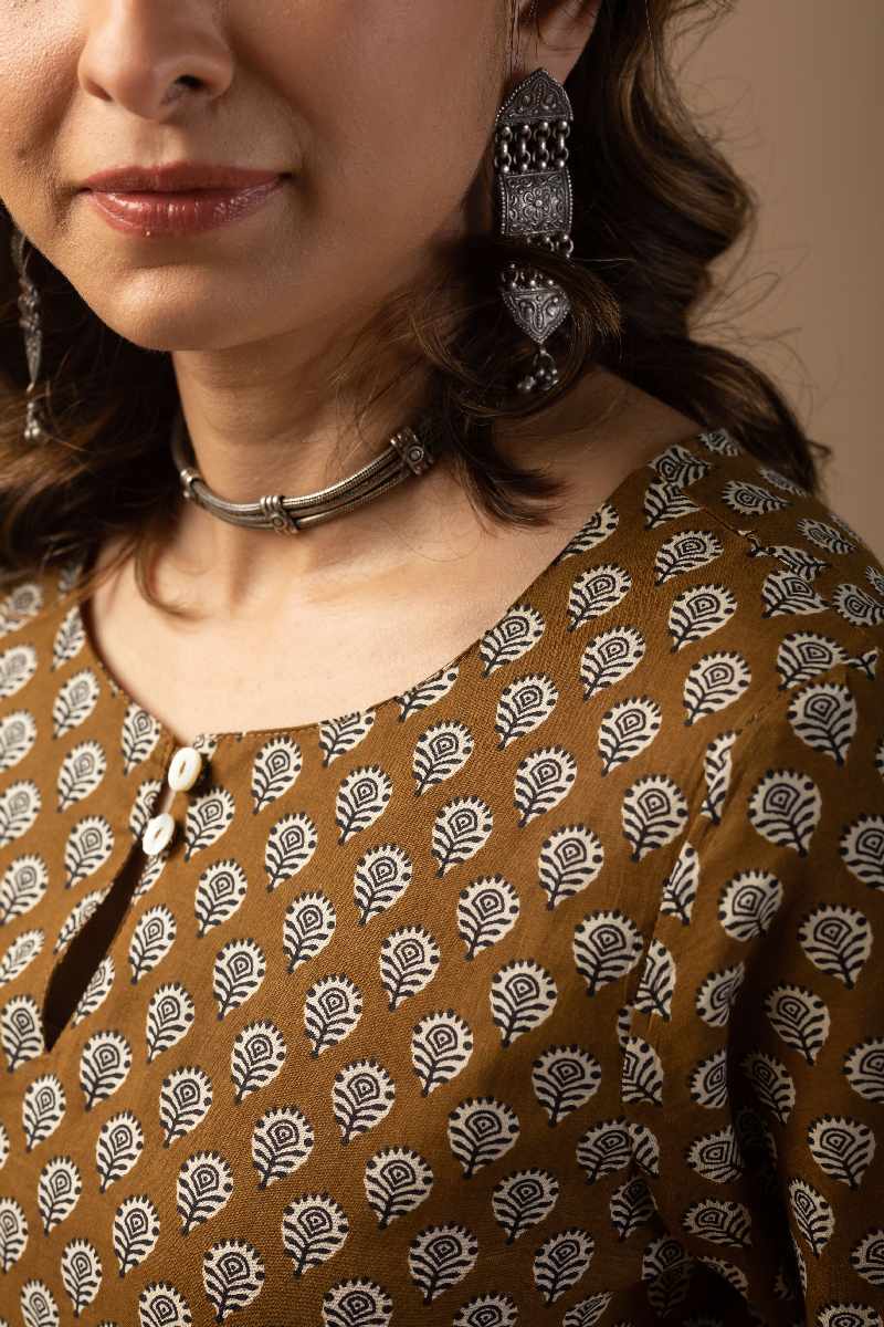 Image for Kusvaa Wkr071 Rahee Cotton Screen Print Kurta Neck
