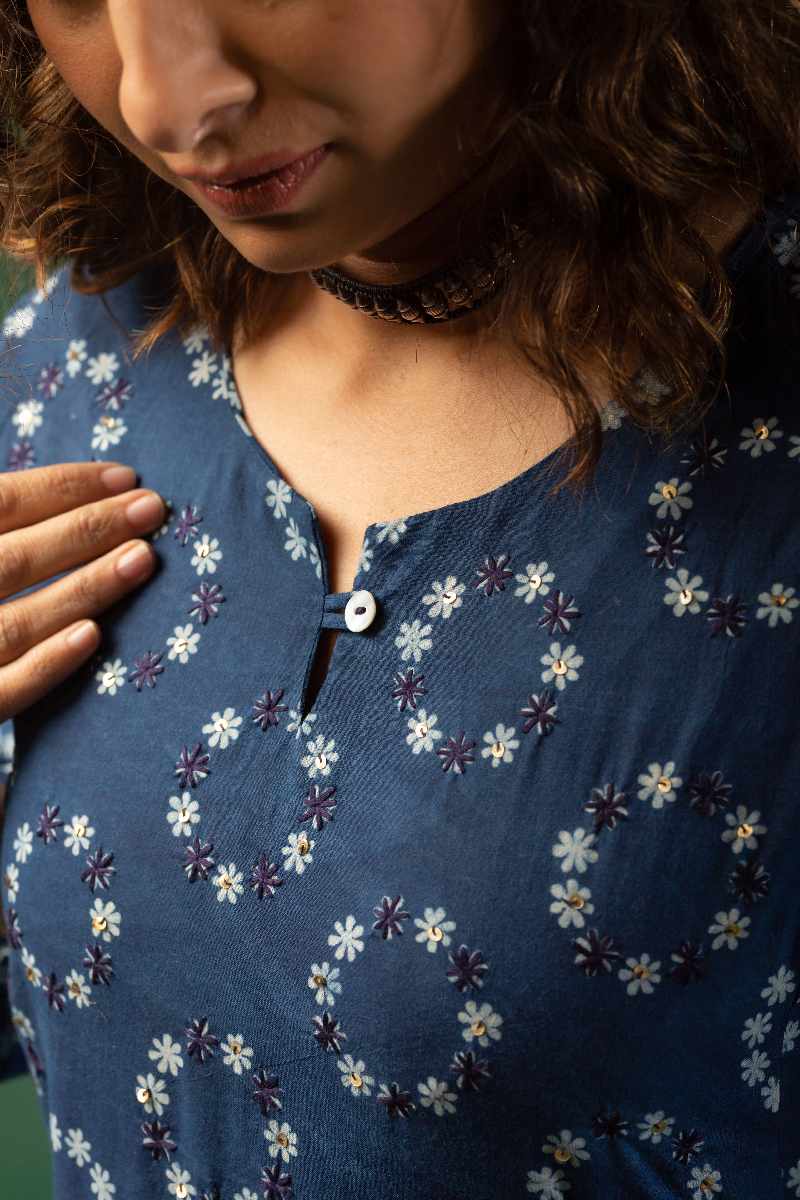 Image for Kusvaa Wkr084 Nia Cotton Handblock Kurta Closeup 2