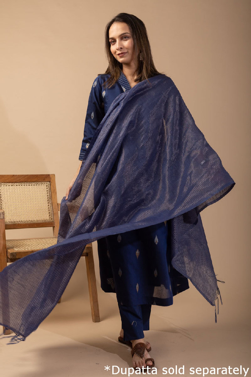 Image for Kusvaa Wkr086 Saachi Silk Jamdani Kurta Side