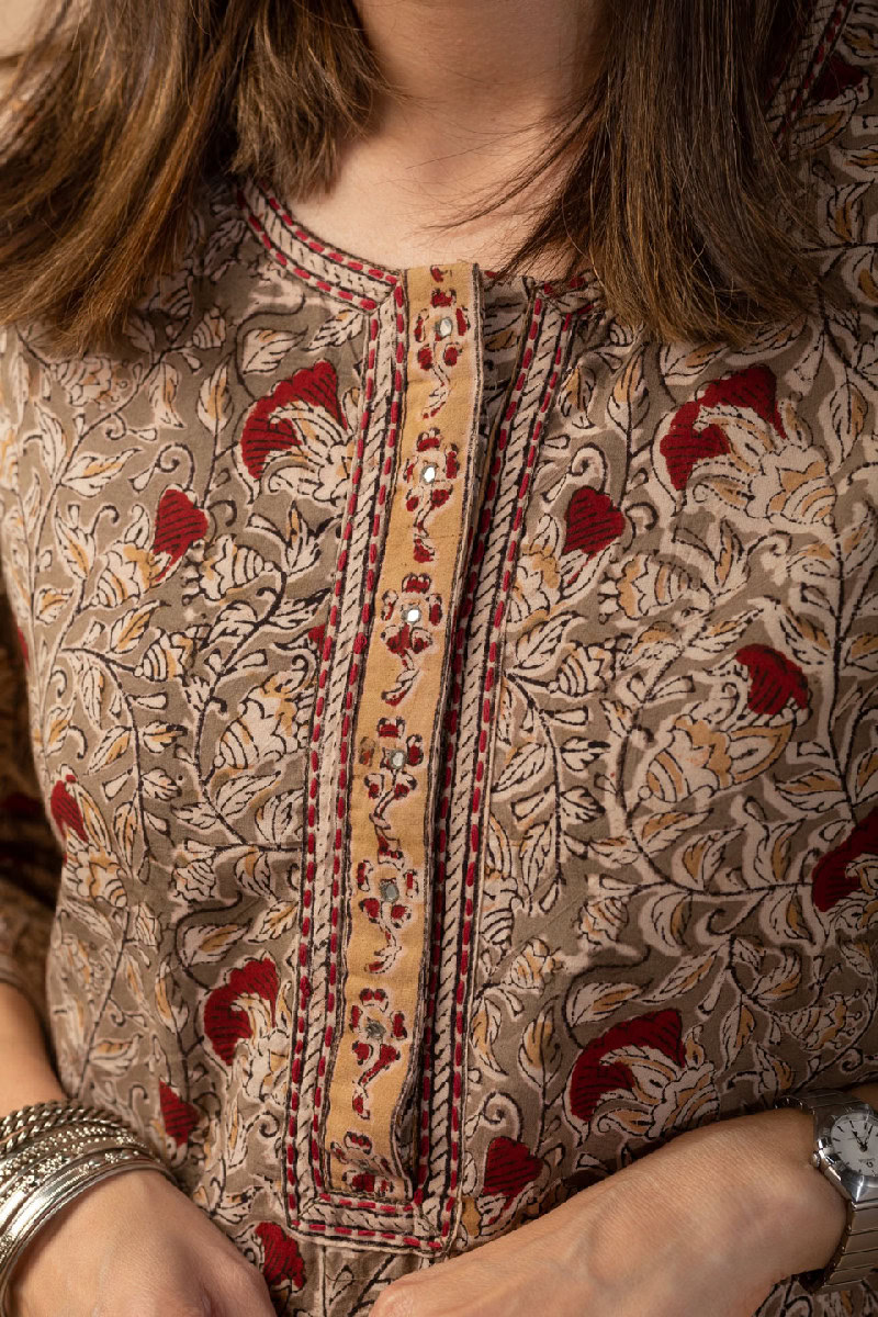 Image for Kusvaa Wkr089 Aaina Cotton Kalamkari Kurta Closeup