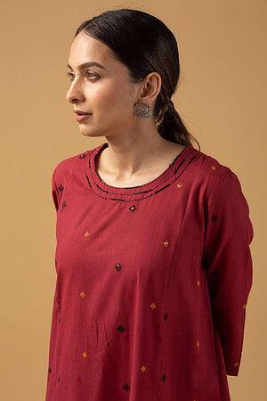 Image for Kusvaa Cood075 Samshini Handloom Cotton Kurta Pant Set Featured