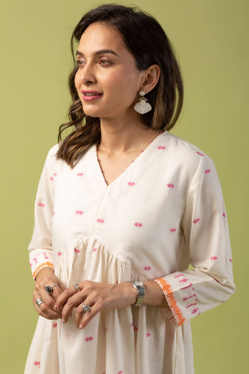 Image for Kusvaa Dr016 Rekha  Jamdani Cotton Dress Closeup 2