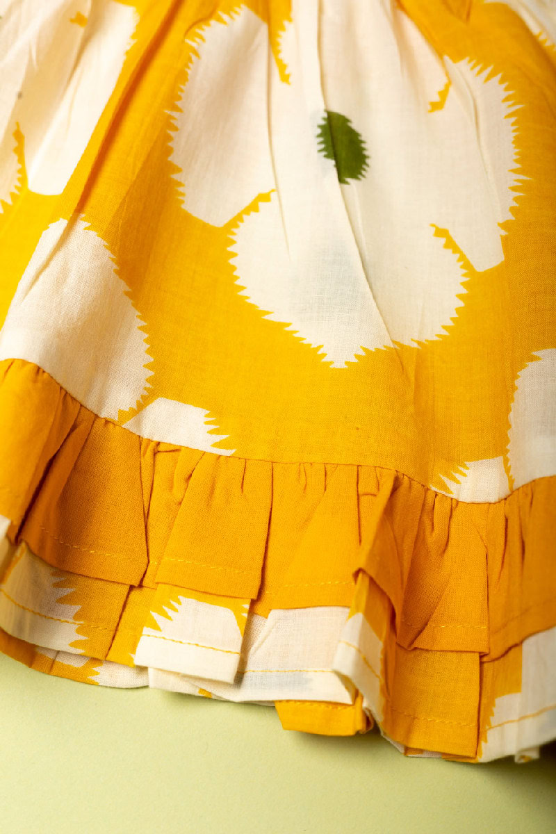 Image for Kusvaa Grw034 Tarala Cotton Girls Frock Closeup