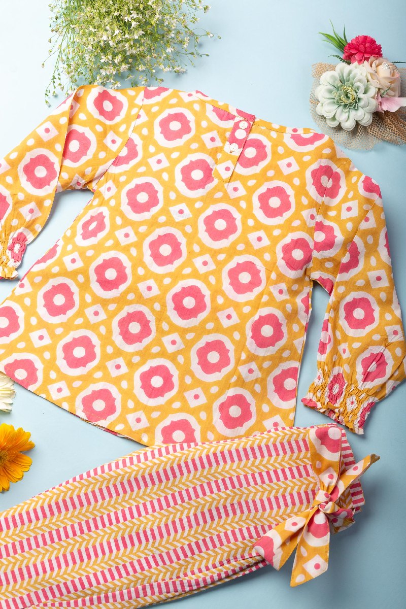 Image for Kusvaa Grw037 Rupali Cotton Girls Top Pant Set Side
