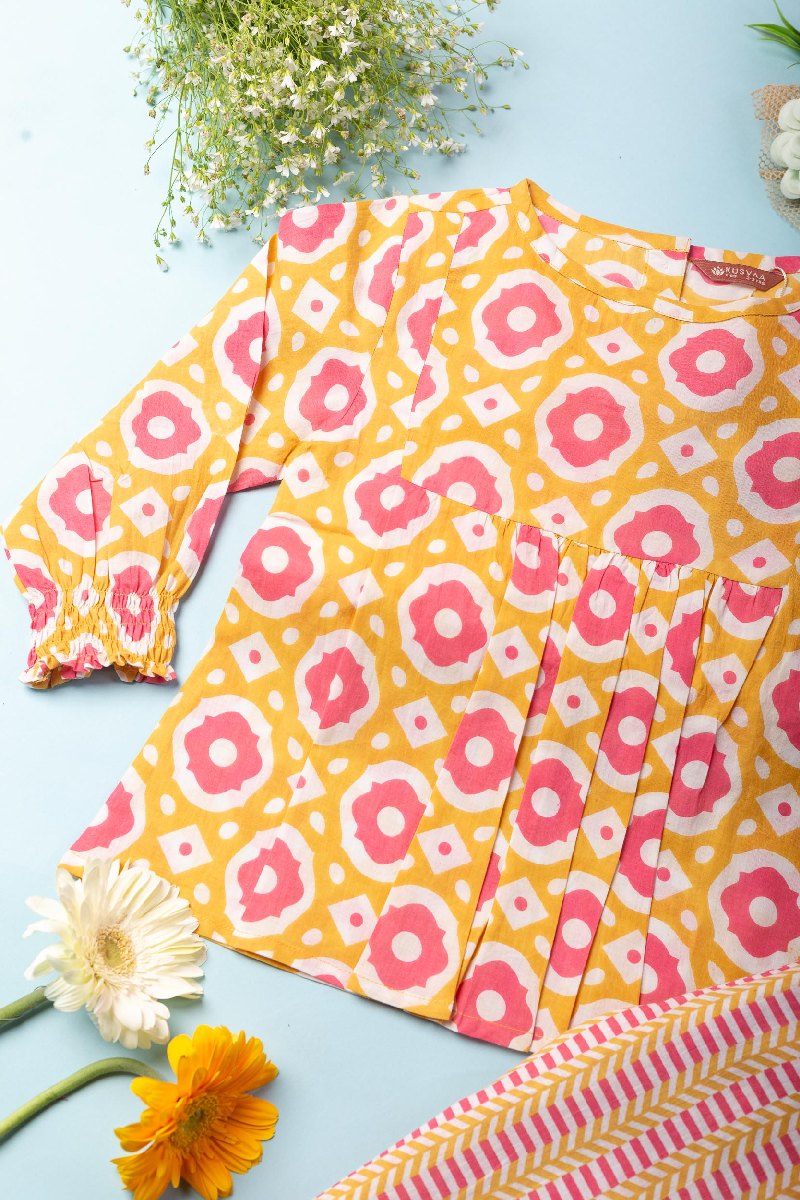 Image for Kusvaa Grw037 Rupali Cotton Girls Top Pant Set Sitting