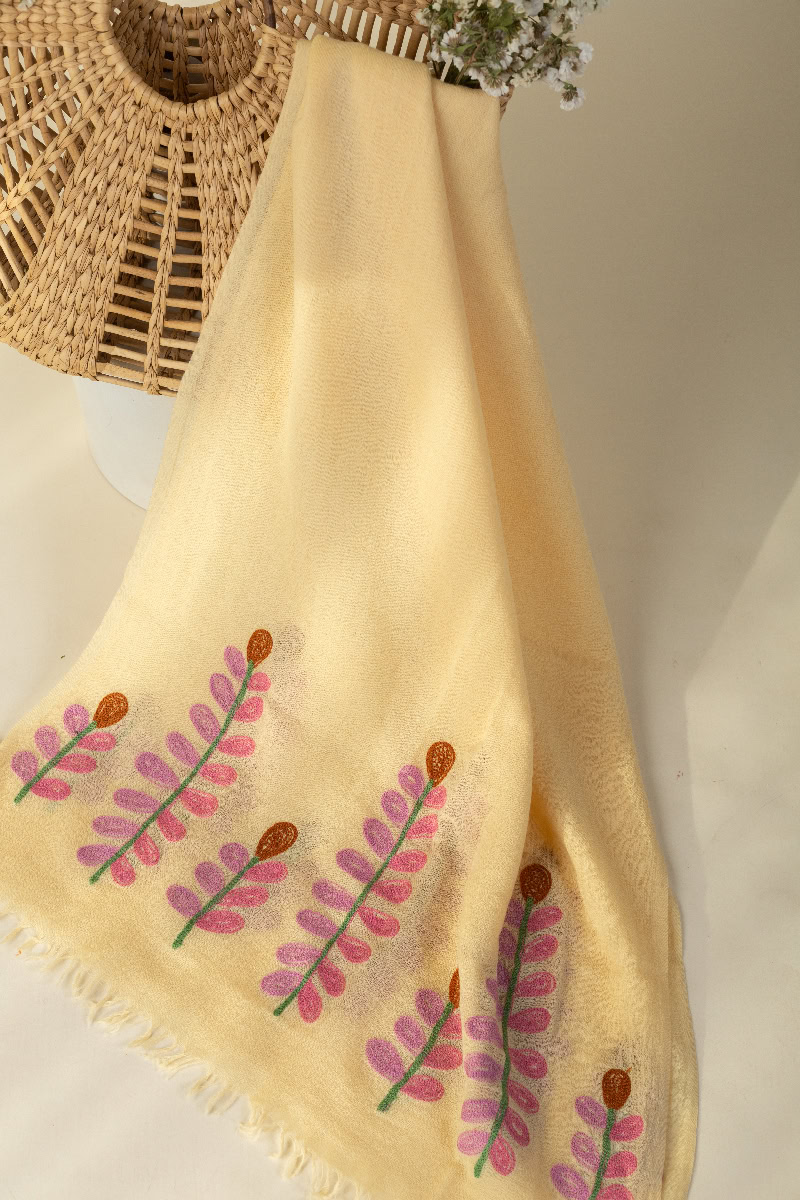 Image for Kusvaa Shw016 Kashvi Woolen Shawl Closeup 2