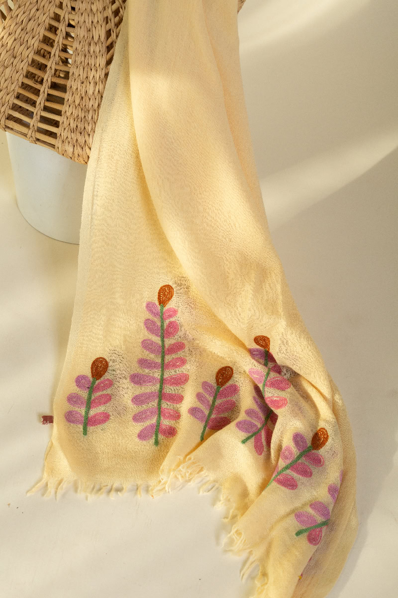 Image for Kusvaa Shw016 Kashvi Woolen Shawl Front