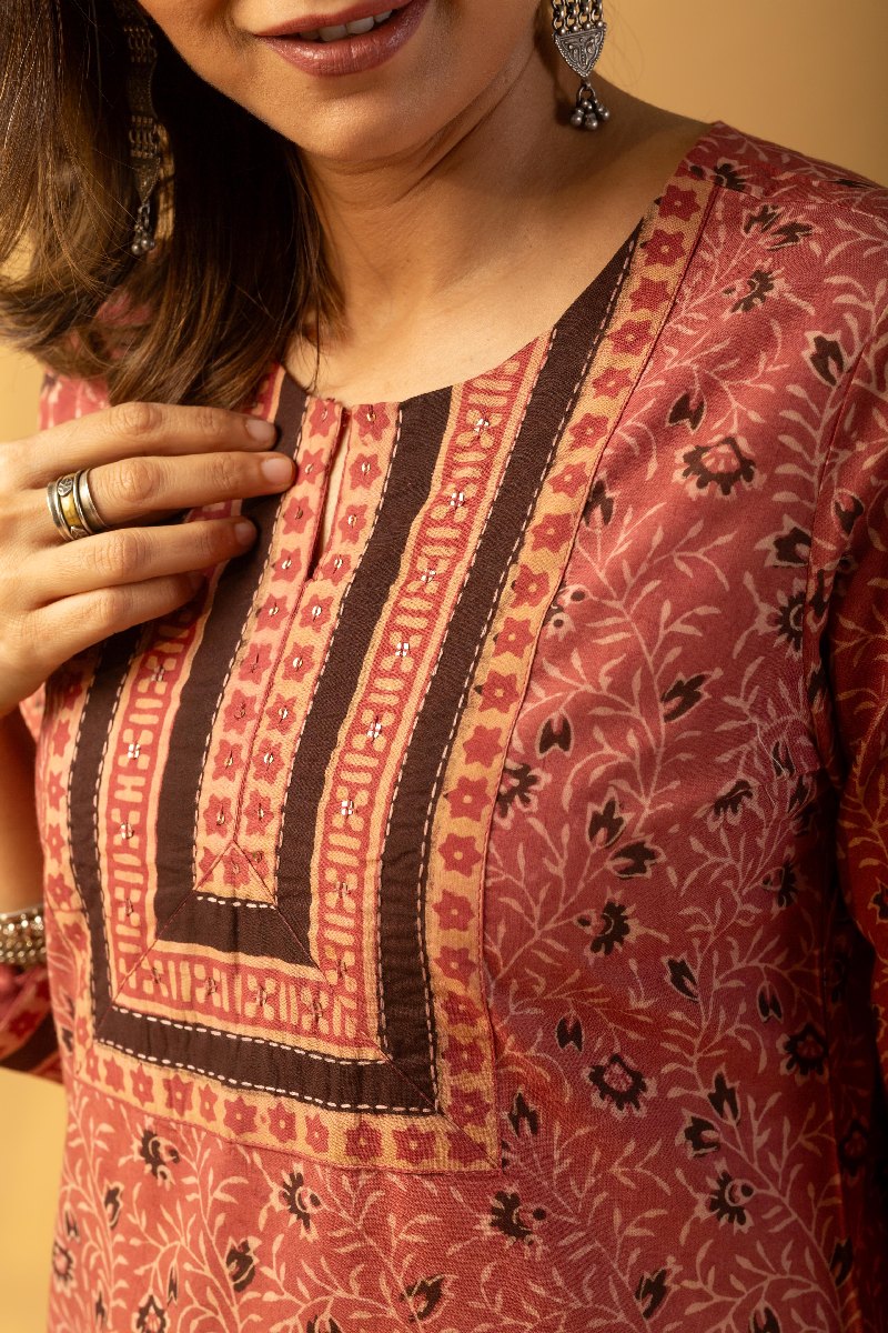 Image for Kusvaa Wkr096 Raahi Cotton Straight Fit Kurta Closeup