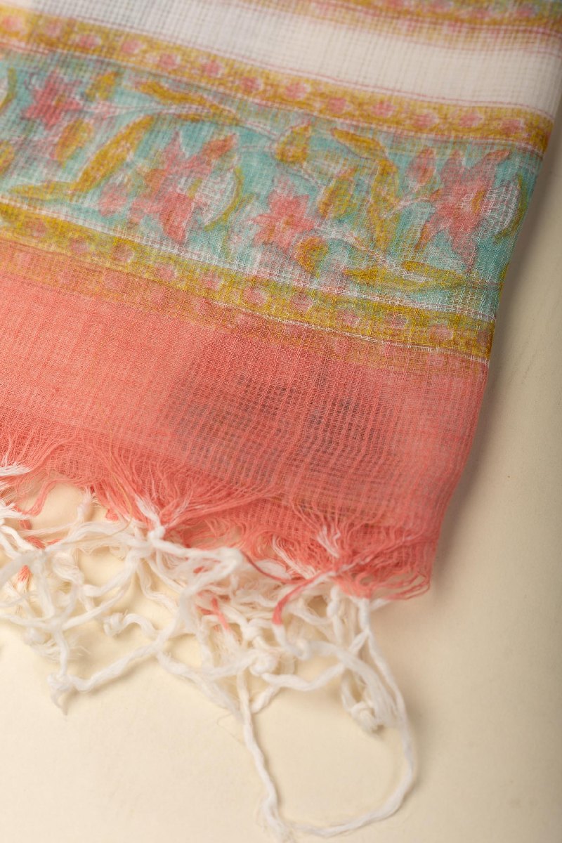 Image for Kusvaa Wkr100dup Triss Cotton Screen Print Kota Doriya Dupatta Closeup 2