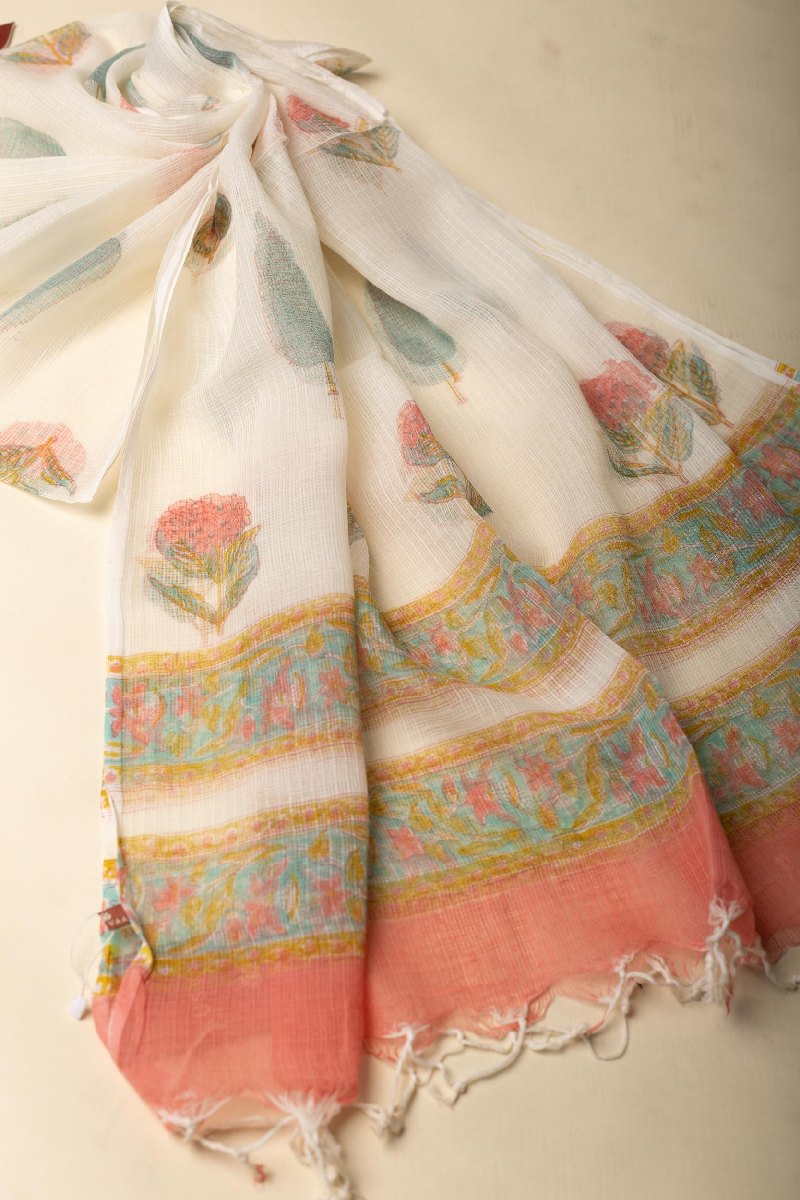 Image for Kusvaa Wkr100dup Triss Cotton Screen Print Kota Doriya Dupatta Closeup