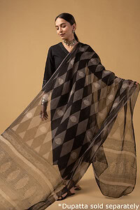 Image for Kusvaa Wkr103 Samvidha Handloom Cotton Kurta Closeup 3