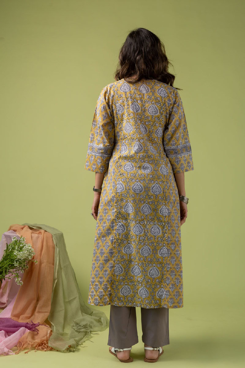 Image for Kusvaa Wkr106 Farida Cotton Handblock Kurta Closeup