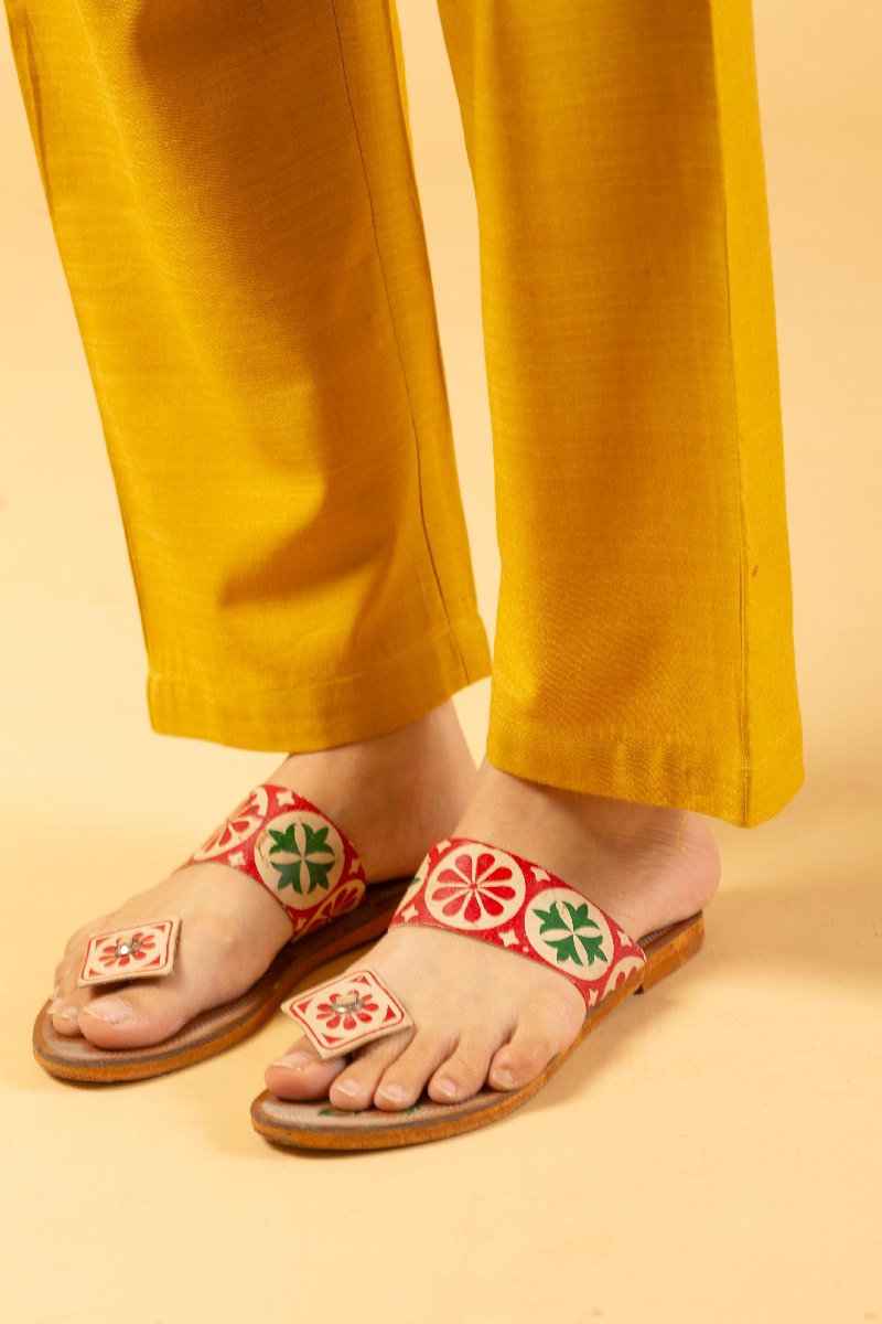 Image for Kusvaa Cood086 Girisha Cotton Slub Kurta Pant Set Closeup 2
