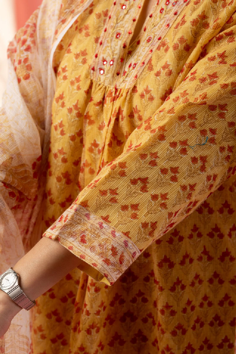 Image for Kusvaa Kds012 Siradha Kurta With Dupatta Set Closeup 2