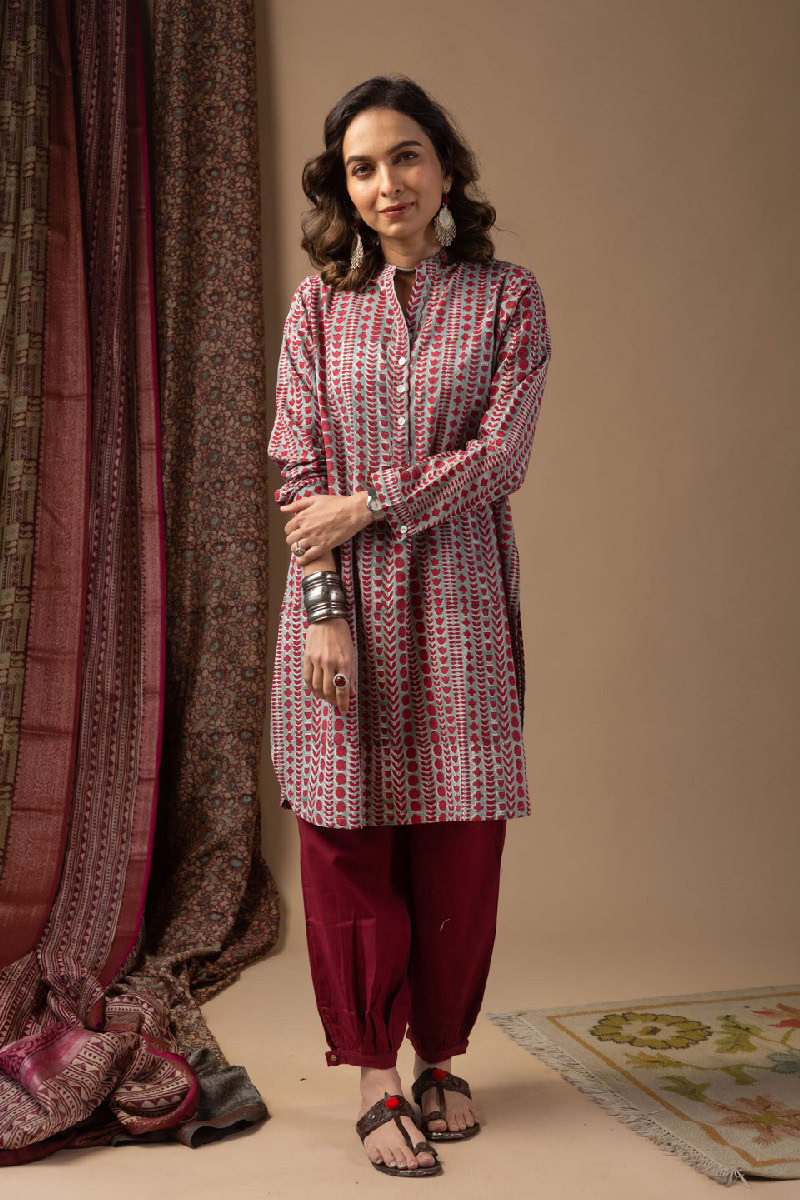 Image for Kusvaa Shk018 Raiska Cotton Short Kurti Front