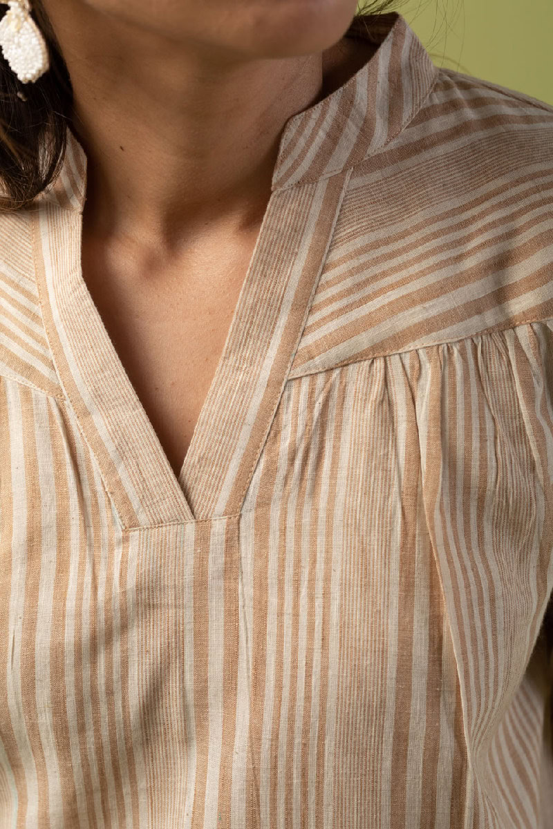 Image for Kusvaa Wkr109 Deeksha Handloom Cotton Kurta Closeup 2