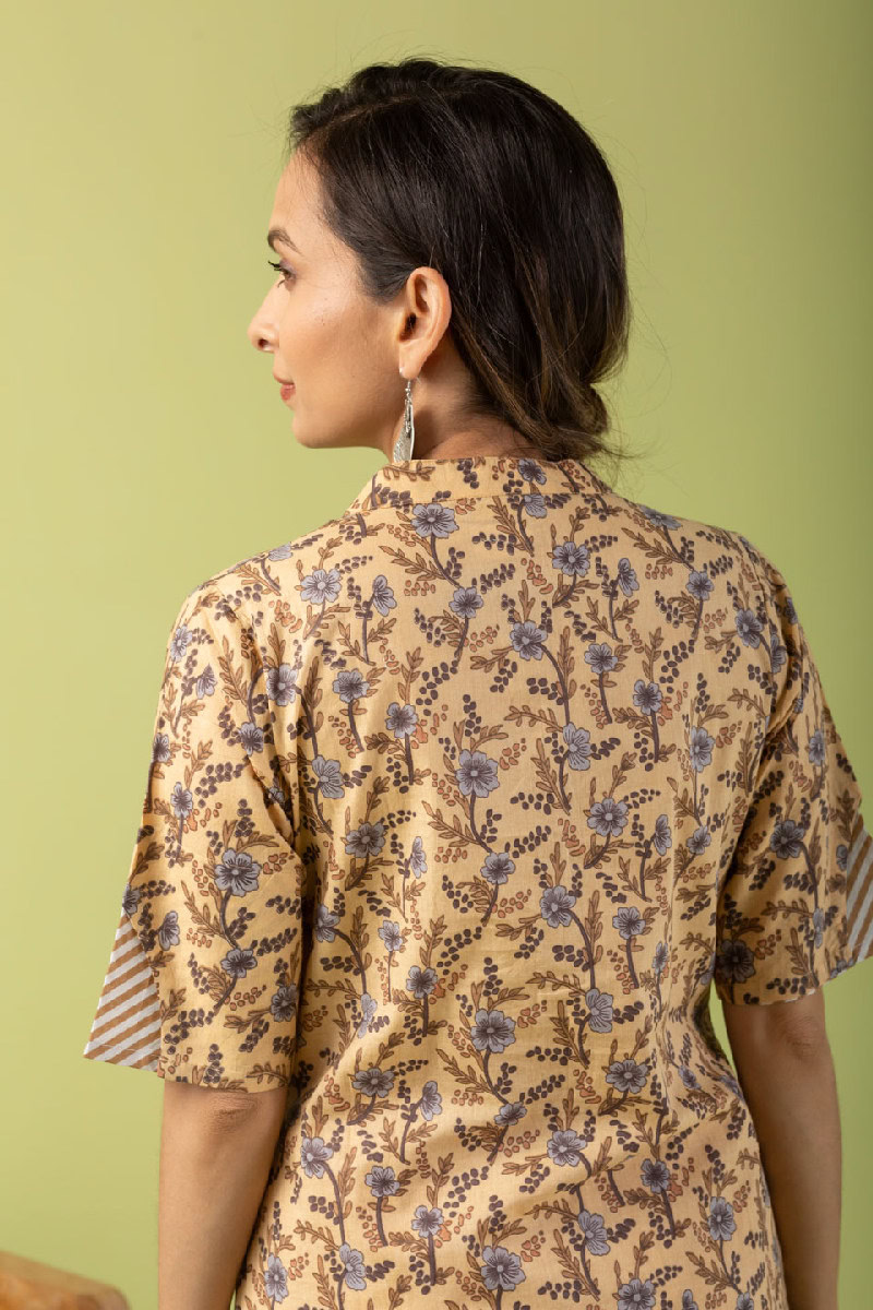Image for Kusvaa Wkr112 Ishi Cotton Blockprint Kurta Sitting