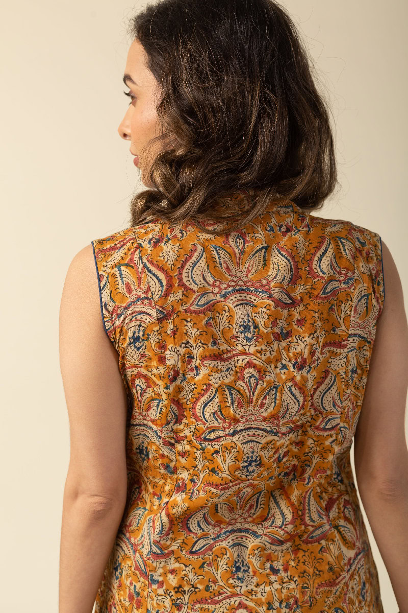 Image for Kusvaa Wkr114 Ahani Muslin Kalamkari Kurta Closeup 2