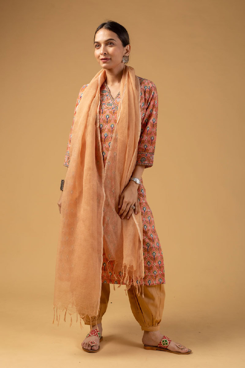 Image for Kusvaa Wkr115 Tanuja Cotton Blockprint Kurta Sleeves