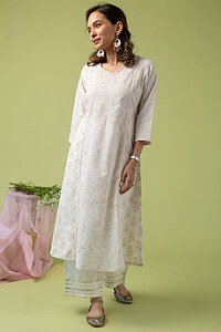 Image for Kusvaa Wkr120 Kiyara Cotton A Line Kurta Side