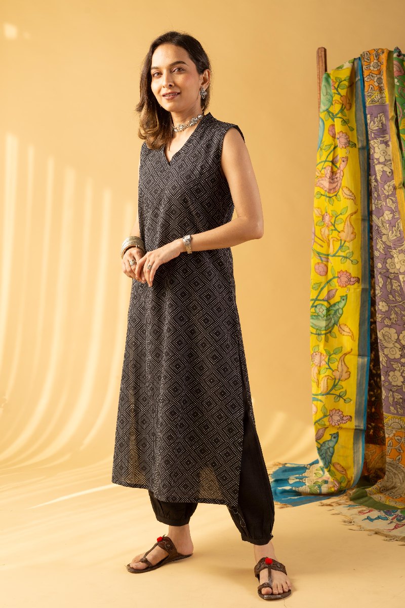 Image for Kusvaa Wkr121 Anila Handloom Cotton Kurta Front