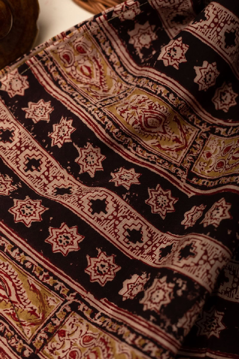 Image for Kusvaa Dup179 Yesasri Assam Silk Stole Front