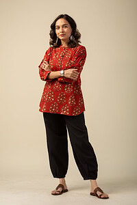 Image for Kusvaa Shk023 Aahani Cotton Short Kurti Sleeves