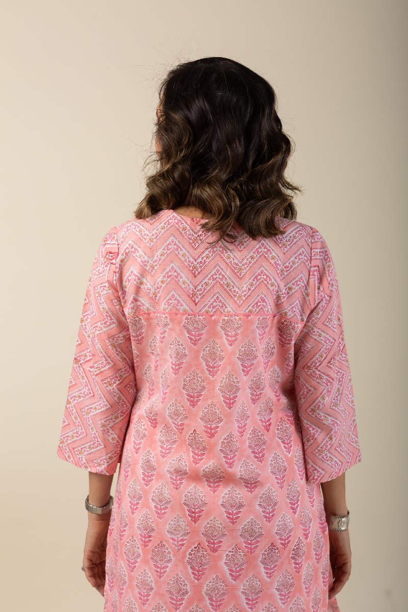 Image for Kusvaa Wkr132 Baishali Cotton Handblock Print Kurta Sitting