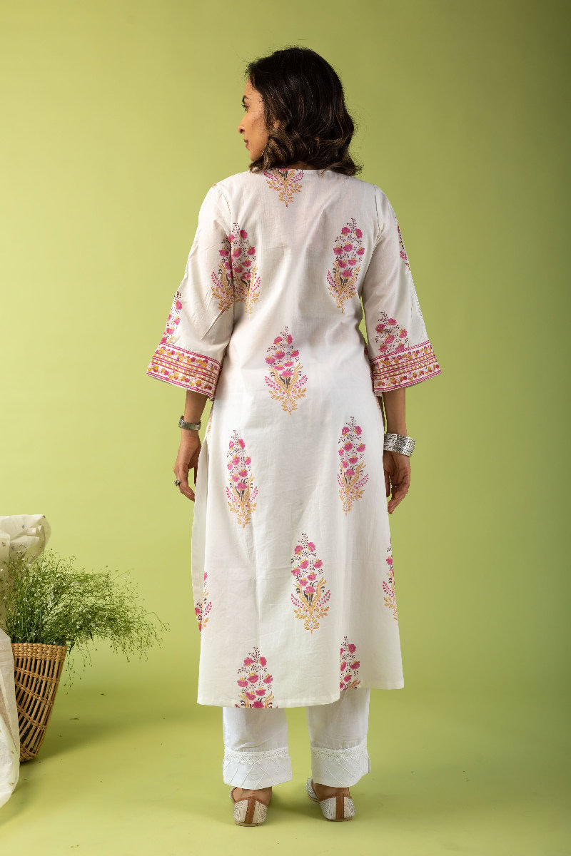 Image for Kusvaa Wkr136 Kaushitha Cotton Handblock Kurta Closeup 3