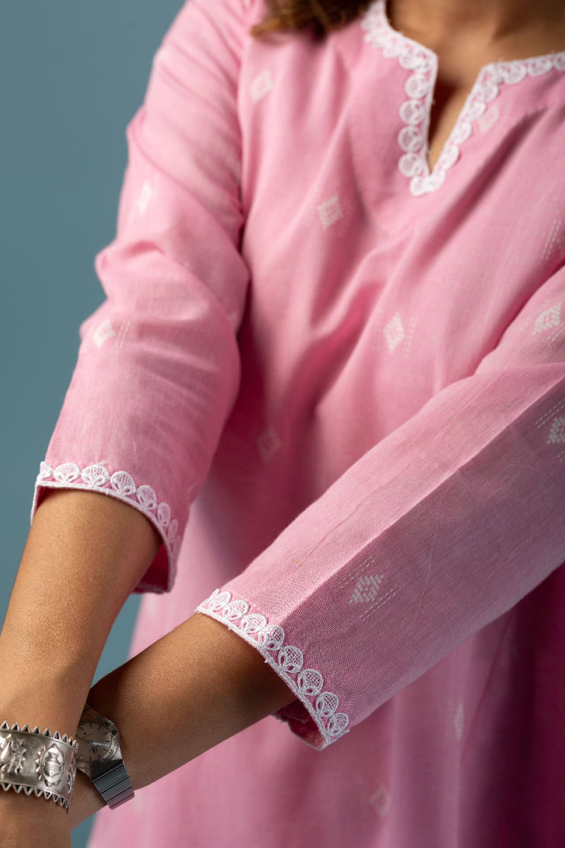 Image for Kusvaa Wkr143 Leia Handloom Cotton Kurta Closeup 2