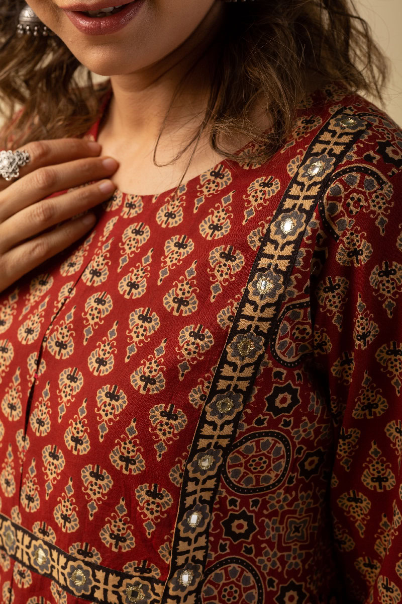 Image for Kusvaa Wkr160 Arushi Cotton A Line Kurta Closeup 2