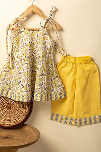 Image for Kusvaa Grw071 Taru Cotton Girl's Kurta Pant Set Featured