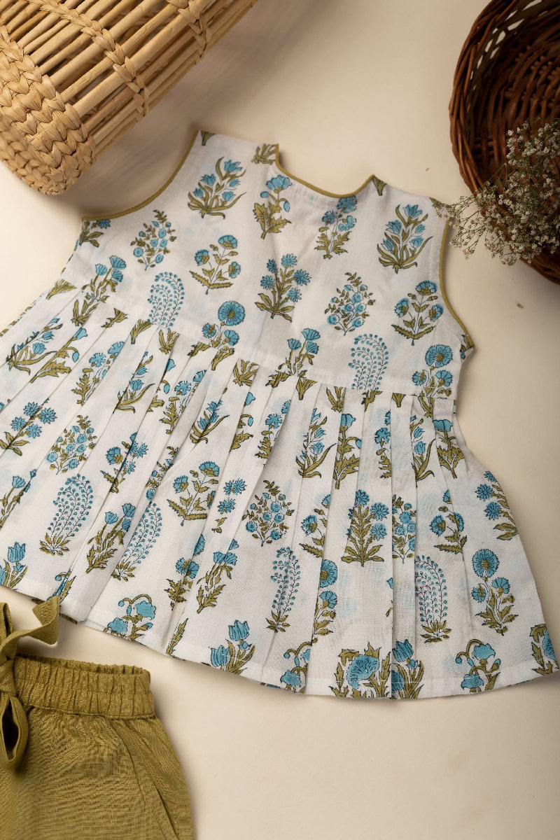 Image for Kusvaa Grw073 Mythili Cotton Girl's Top Short Set Sitting