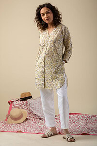 Image for Kusvaa Shk025 Pranavi Cotton Short Kurti Sleeves New