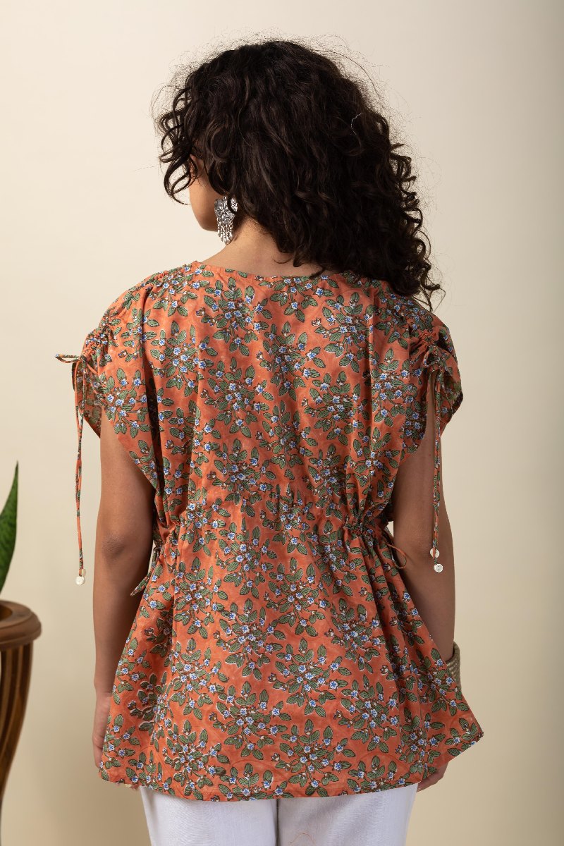 Image for Kusvaa Shkaf001 Zvika Hanblock Cotton Kaftan Closeup 2
