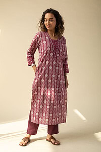Image for Kusvaa Wkr149 Iti Cotton Blockprint Kurta Front
