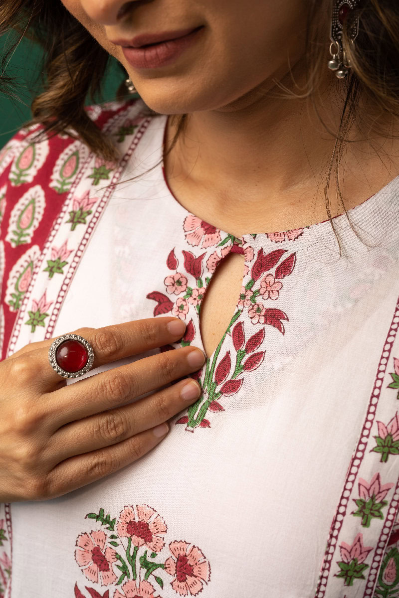 Image for Kusvaa Wkr152 Bhagya Handblock Cotton Kurta Closeup 2