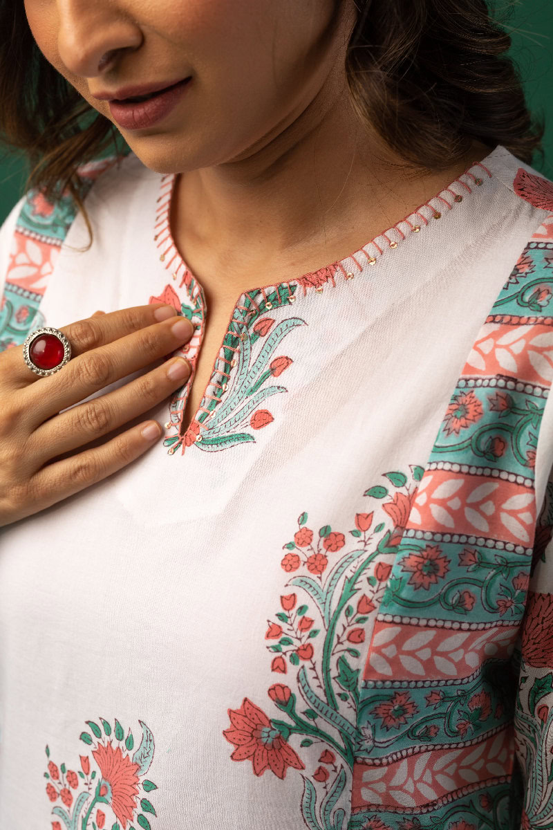 Image for Kusvaa Wkr158 Darshana Handblock Cotton Kurta Closeup