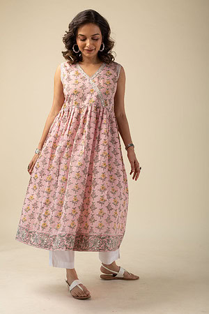 Image for Kusvaa Wkr159 Upadhriti Handblock Cotton Kurta Side