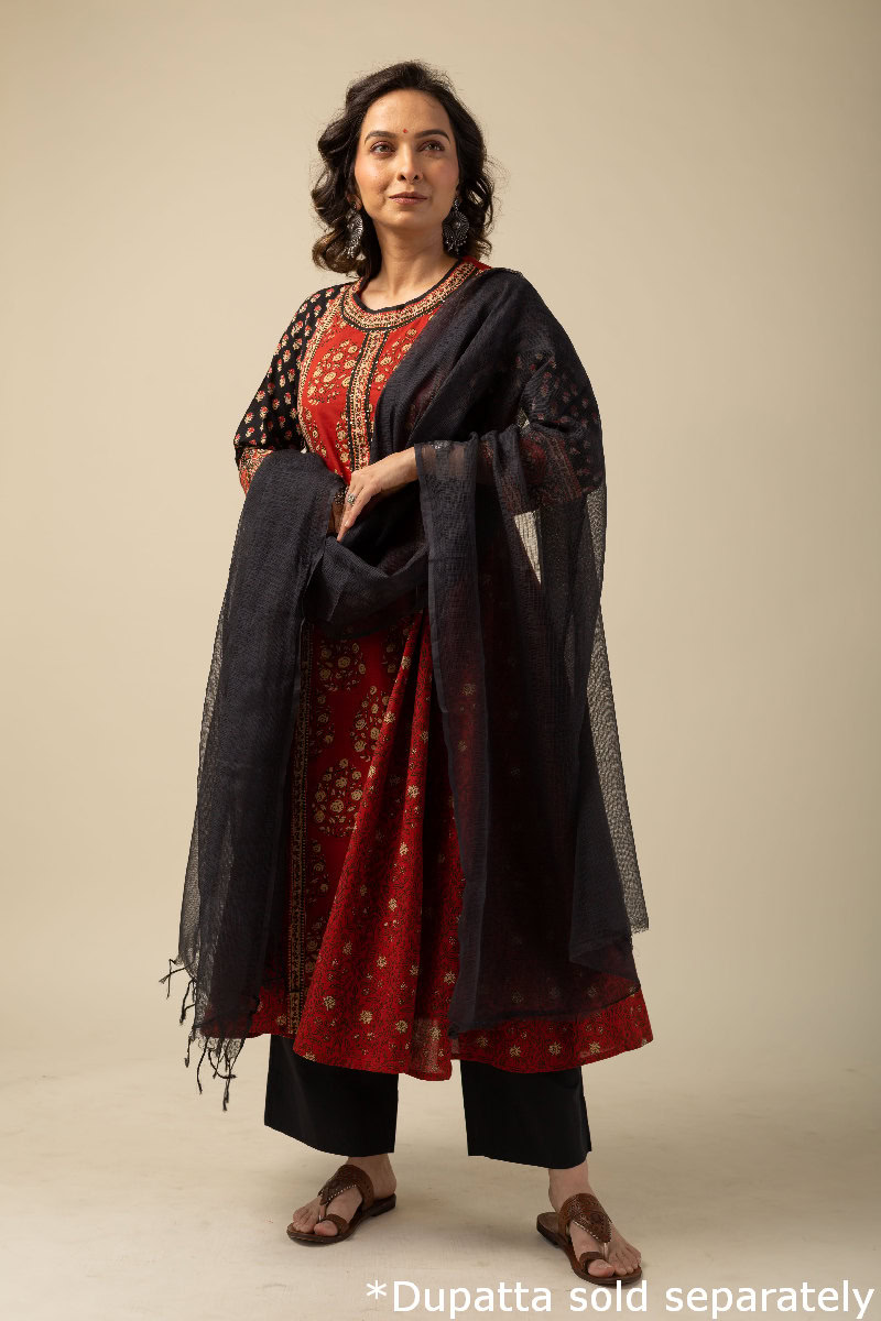 Image for Kusvaa Wkr161 Yuvika Cotton A Line Kurta Neck