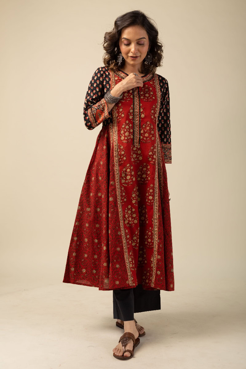 Image for Kusvaa Wkr161 Yuvika Cotton A Line Kurta Sleeves