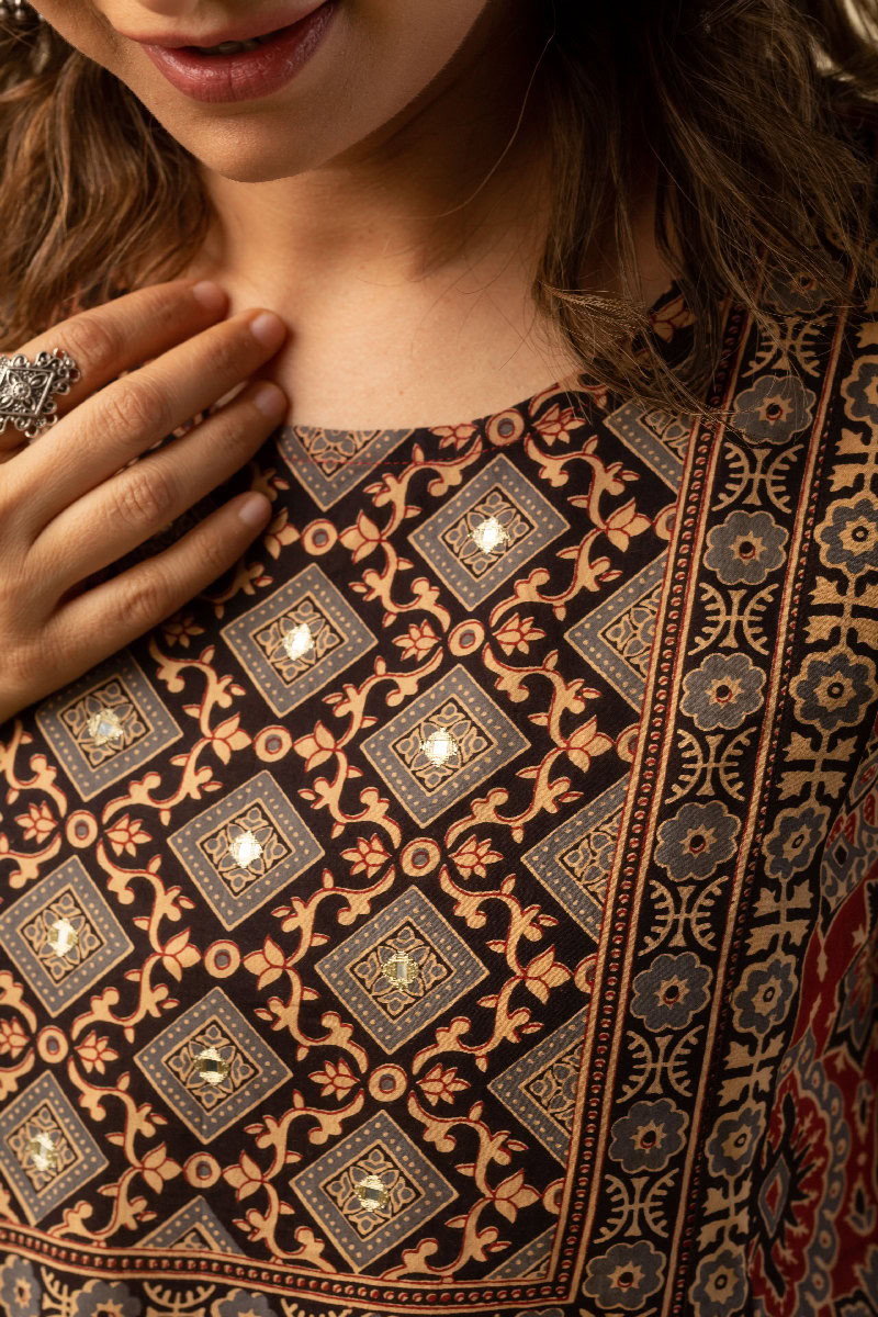 Image for Kusvaa Wkr162 Jivika Cotton Kurta Closeup