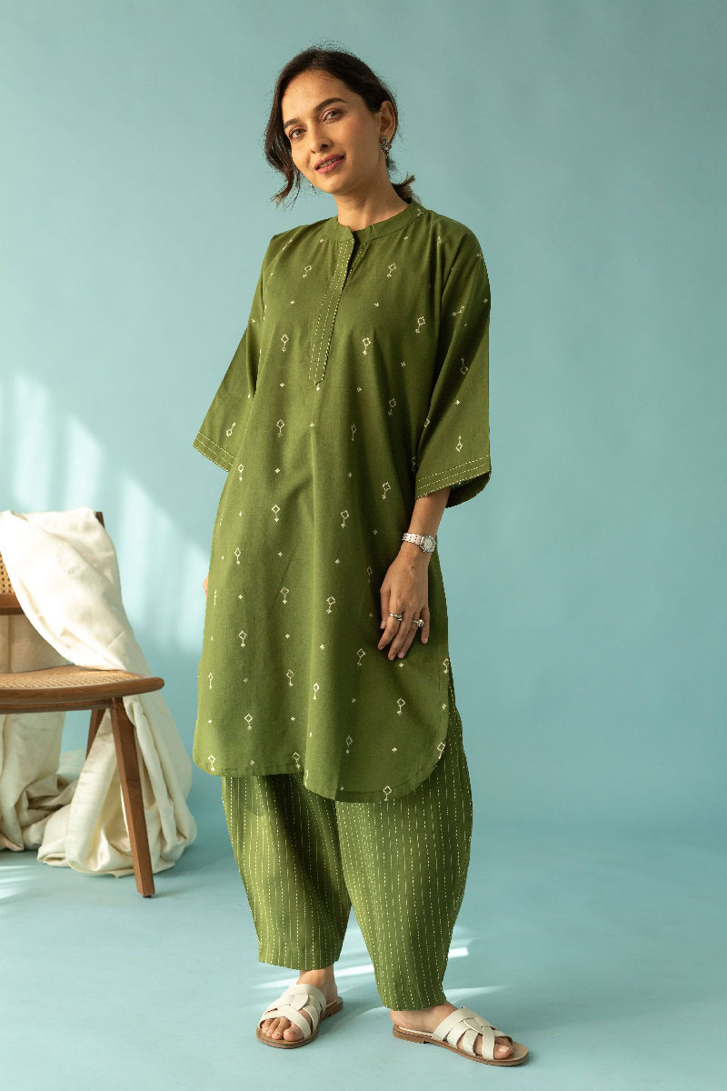 Image for Kusvaa Cood097 Sriyasri Handloom Cotton Kurta Pant Set Front